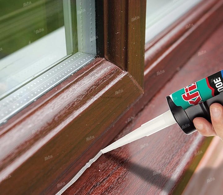 Akfix-100E-Silikon-uniwersalny-280ml-Bezbarwny-Uszczelniacz-sylikonowy-Pojemnosc-280-ml.jpeg
