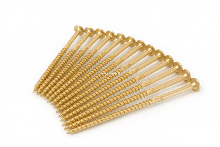 wkręt wyłaz strych