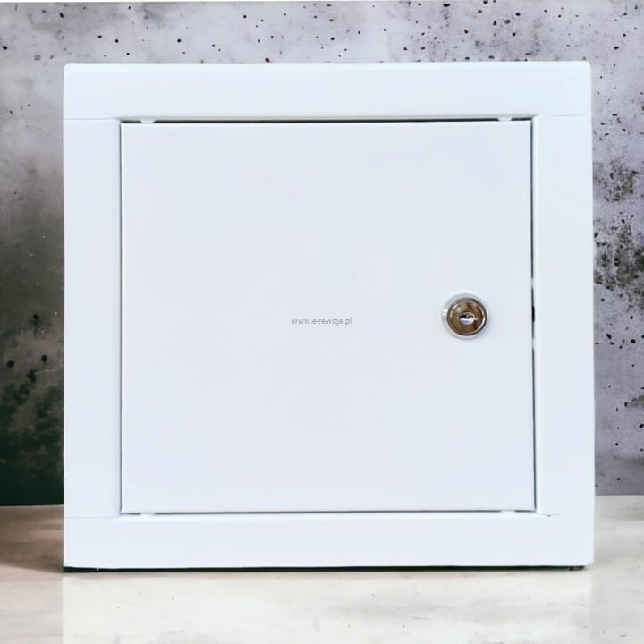 Drzwiczki-rewizyjne-Metalowe-Biale-KLUCZ-15x15-Szerokosc-produktu-15-cm.jpg