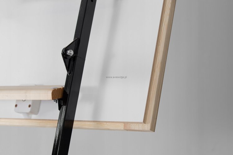 e429eddd46e7b0e54d91c343161e